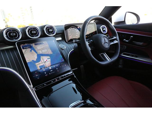 ＣＬＥ ＣＬＥ２００　カブリオレ　スポーツ　認定中古車２年保証／レザーエクスクルーシブＰ／ドライバーズＰ／ヘッドアップディスプレイ／エアバランスＰＫＧ／ブルメスターサウンド／シートヒーター／ベンチレーター／エアスカーフ／赤革シート／赤幌（9枚目）