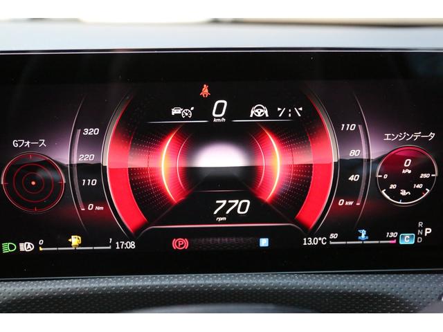 �����Z�f�X�E�x���c�̃{�f�B�\���ɂ͏Ռ��z���X�y�[�X���킴�Ɗm�ۂ��邱�ƂŖ�����Ԃ������ۂ̏Ռ����u���ɓ������܂��B