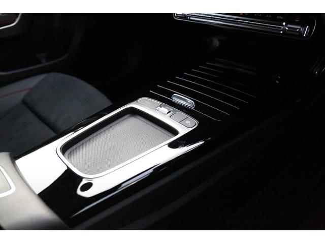 �����Z�f�X�E�x���c�̓h�C�c�{���V���c�b�g�K���g�ߍx�ł̃����Z�f�X���Ԃ��ւ�����d�厖�̂��A�S�O�N�ȏ�ɘj���Ē������Ă��܂��B�G�A�o�b�O��V�[�g�x���g�e���V���i�[�́A���̒����̌��ʐ��ݏo����܂����B