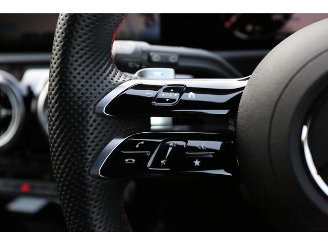 �����Z�f�X�E�x���c�̃{�f�B�\���ɂ͏Ռ��z���X�y�[�X���킴�Ɗm�ۂ��邱�ƂŖ�����Ԃ������ۂ̏Ռ����u���ɓ������܂��B