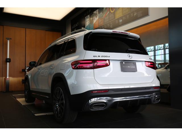 �����Z�f�X�E�x���c�̓h�C�c�{���V���c�b�g�K���g�ߍx�ł̃����Z�f�X���Ԃ��ւ�����d�厖�̂��A�S�O�N�ȏ�ɘj���Ē������Ă��܂��B�G�A�o�b�O��V�[�g�x���g�e���V���i�[�́A���̒����̌��ʐ��ݏo����܂����B