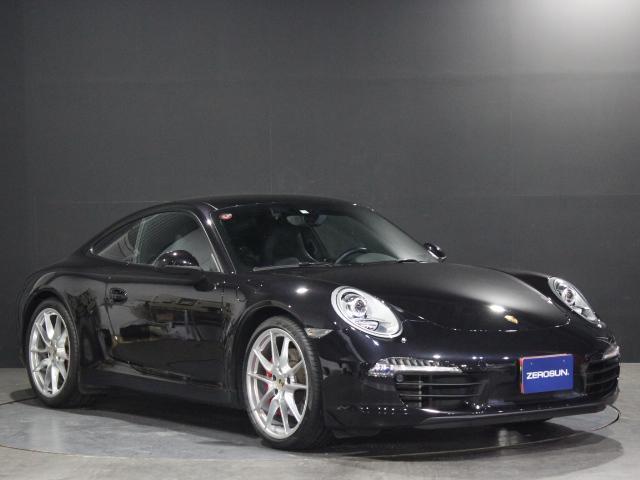 ９１１ Ｃａｒｒｅｒａ　Ｓ　ＬＨＤ　スポエグ　２０ＡＷ　黒革　ＰＤＣＣ　禁煙車　クルコン　黒本革シート　シートヒーター　ダイナミックコーナーリングライト　レッドキャリパー　純正ナビ　フルセグＴＶ　Ｂモニター　ＥＴＣ　ＰＷシート　ドラレコ（10枚目）