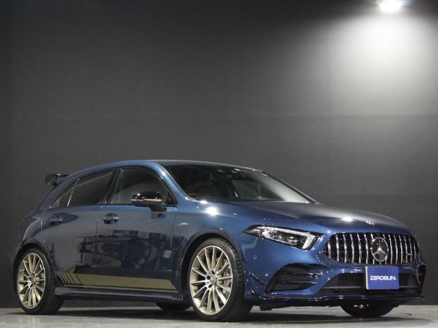 Ａクラス Ａ３５　ＡＭＧ　４ＭＡＴＩＣ　ＥＤＩＴＩＯＮ１　ＲＨＤ　６００台限定　ＡＭＧパフォーマンスシート　エアロダイナミクス　ＡＭＧ１９ＡＷ　３６０°カメラ　６４色アンビエントライト　アドバンスドサウンド　ＨＵＤ　パナメリカーナグリル　４本出しマフラーエンド（26枚目）