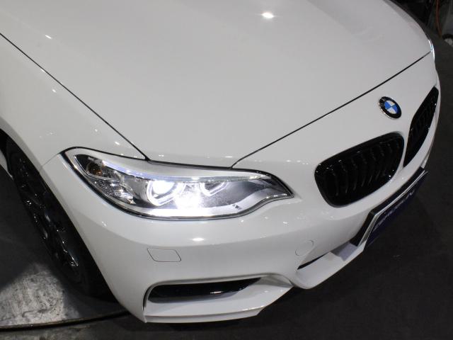 Ｍ２３５ｉ　クーペ　ＲＨＤ　６速ＭＴ　レカロシート　Ｍアダプティブサスペンション　ＯＳ技研スーパーロックＬＳＤ　カーボンリアウィング＆ミラーカバー　バイキセノンヘッド　３Ｄデザイン追加メーター　バイキセノン　黒キドニーグリル(34枚目)