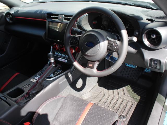 ＢＲＺ Ｓ　１オナ　ＳＴＩフルエアロ　ＴＥＩＮ車高調　ＨＫＳマフラー　ＷＯＲＫ１８ＡＷ　前後ブリッツキャリパー・ローター　スバルＥ－ＴＵＮＥ施工　カロッツェリアナビ　フルセグＴＶ　Ｂモニター　ハーフレザー（3枚目）