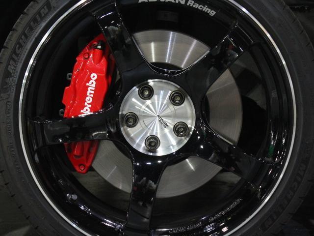 ＧＲ８６ ＲＺ　１オナ　ＭＡＸ織戸フルエアロ　アドバン１８ＡＷ　ＨＫＳマフラー　ＯＰブレンボキャリパー　アイサイト　アルパインＤＯ　ドラレコ　ハーフレザー　シートヒーター　クルコン　ＬＥＤライト　ＥＴＣ　スマートキー（4枚目）