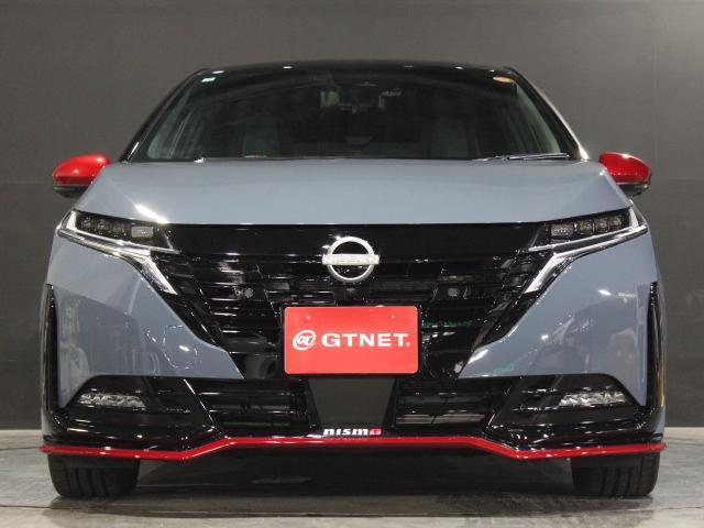 オーラ ＮＩＳＭＯ　ｔｕｎｅｄ　ｅ－ＰＯＷＥＲ　４ＷＤ　純正ナビＴＶ　全方位カメラ　純正アルミ（6枚目）