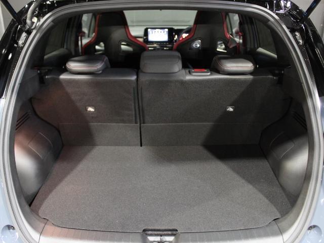 オーラ ＮＩＳＭＯ　ｔｕｎｅｄ　ｅ－ＰＯＷＥＲ　４ＷＤ　純正ナビＴＶ　全方位カメラ　純正アルミ（19枚目）