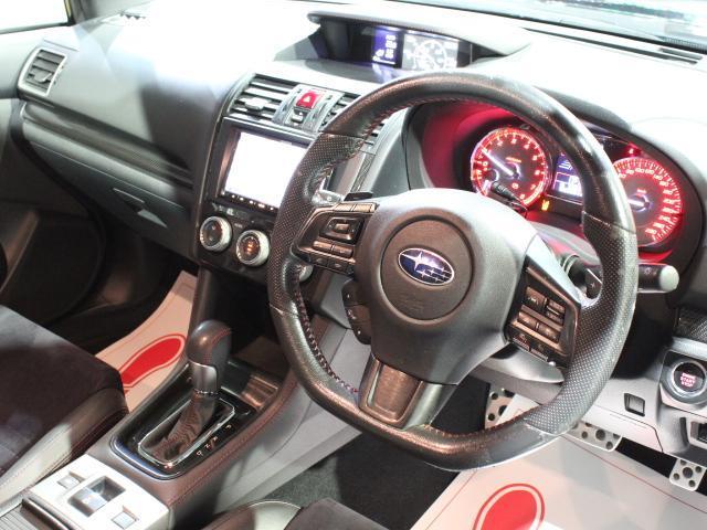 ご来店前にお問合せフォームから「来店予約」をお願い致します。予約ナシの当日のご来店については恐れ入りますがお電話で在庫確認をお願い致します。