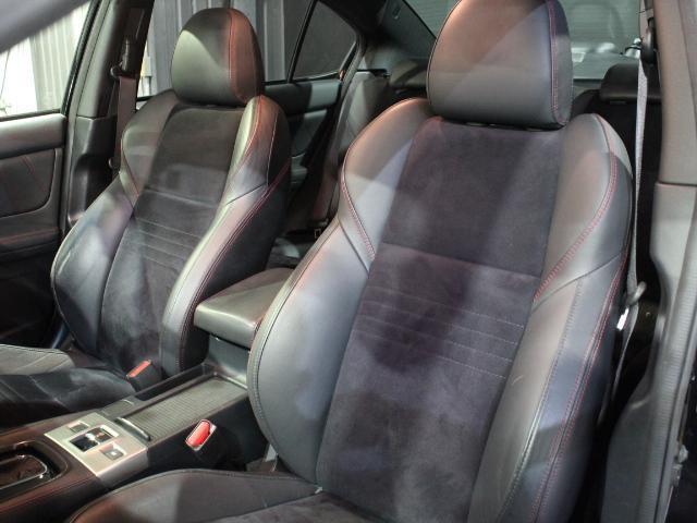 ご来店前にお問合せフォームから「来店予約」をお願い致します。予約ナシの当日のご来店については恐れ入りますがお電話で在庫確認をお願い致します。