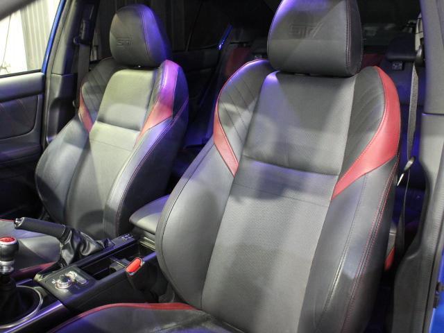 ＷＲＸ ＳＴＩ ＳＴＩ　タイプＳ　ＳＴＩエアロ・マフラー　車高調　ナビＴＶ　Ｂモニター　ハーフレザーシート　パワーシート　シートヒーター　純正１８ＡＷ　ＳＴＩタワーバー　レーダー探知機　ＥＴＣ　スマートキー（15枚目）
