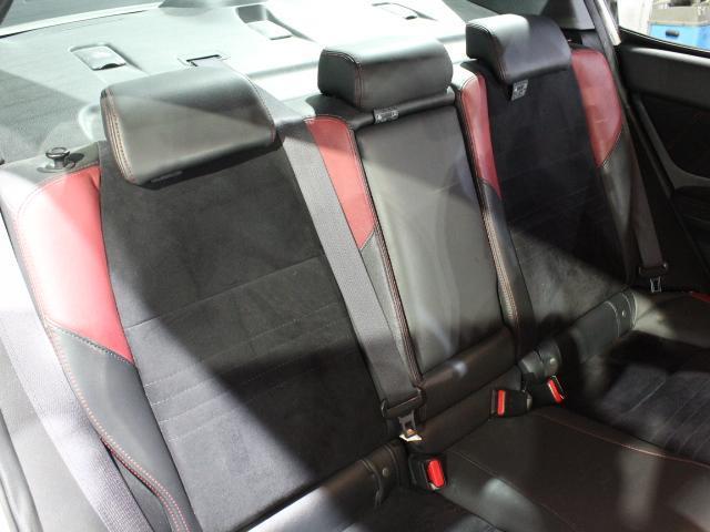 ＷＲＸ ＳＴＩ ＳＴＩ　１オナ　車高調　Ｒスポ　ナビＴＶ　ハーフレザーシート　純正１８ＡＷ　ＬＥＤヘッドライト　ＥＴＣ　スマートキー（16枚目）