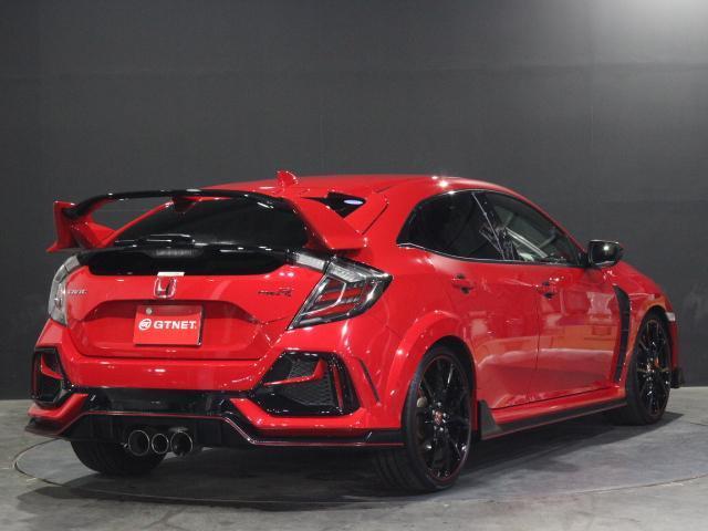 ご来店前にお問合せフォームから「来店予約」をお願い致します。予約ナシの当日のご来店については恐れ入りますがお電話で在庫確認をお願い致します。