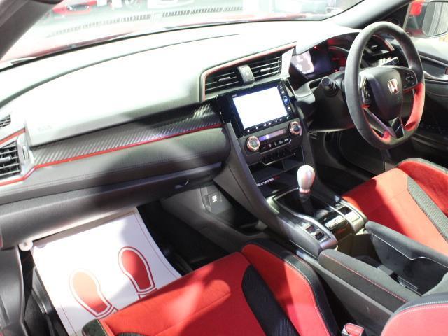 ご来店前にお問合せフォームから「来店予約」をお願い致します。予約ナシの当日のご来店については恐れ入りますがお電話で在庫確認をお願い致します。