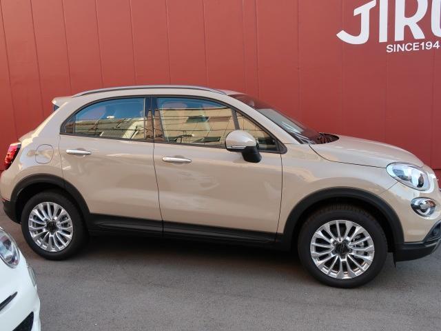 ５００ｘ フィアット ベース 認定中古車 大阪府 ベース 認定中古車 フィアット５００ｘの中古車 Biglobe中古車情報 相場 検索