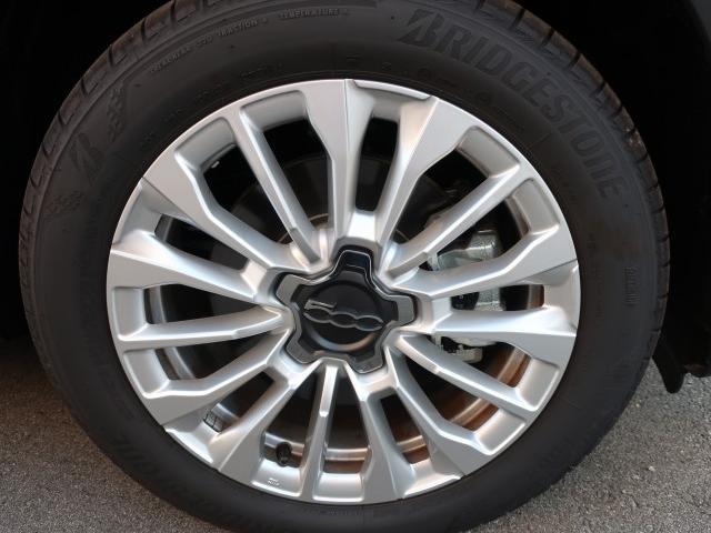 ５００ｘ フィアット ベース 認定中古車 大阪府 ベース 認定中古車 フィアット５００ｘの中古車 Biglobe中古車情報 相場 検索
