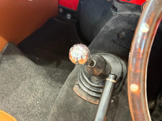 ヒーレーその他 シルバーストーン（27枚目）