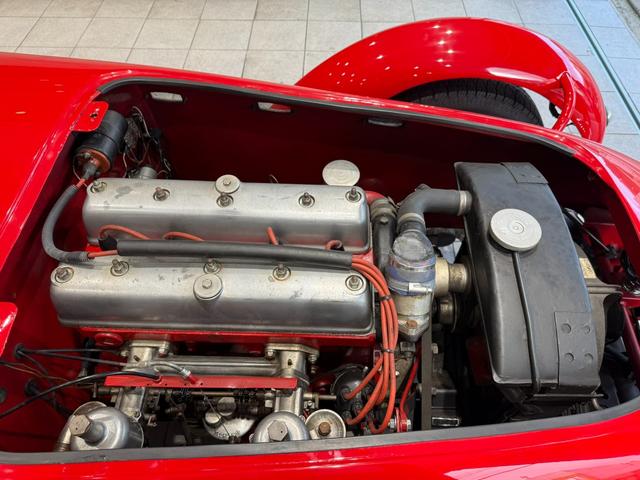 ヒーレーその他 シルバーストーン（28枚目）