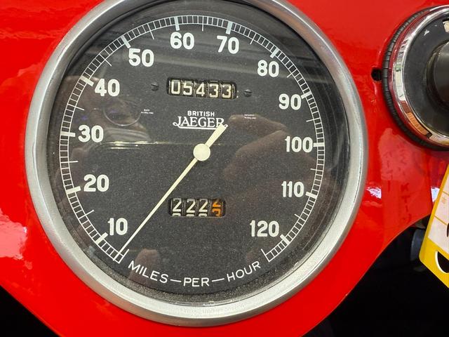 ヒーレーその他 シルバーストーン（29枚目）