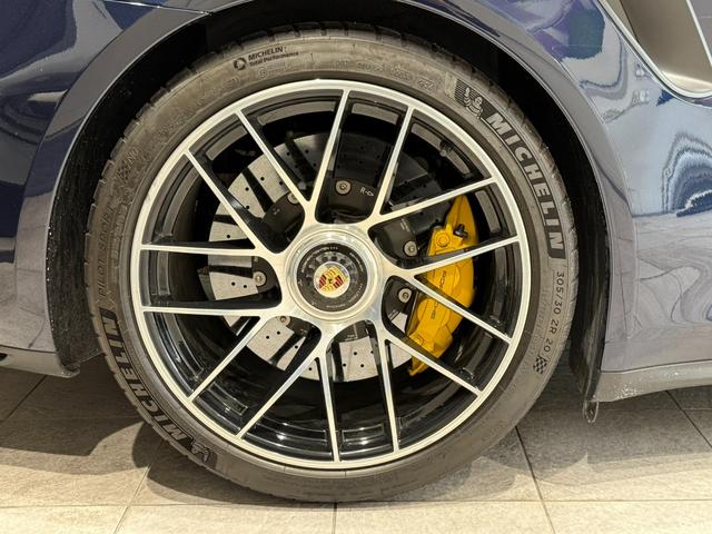 ９１１ ９１１ターボＳ　カブリオレ　スポーツクロノ　ディーラー車　黒幌フル電動　７速ＰＤＫ（7枚目）