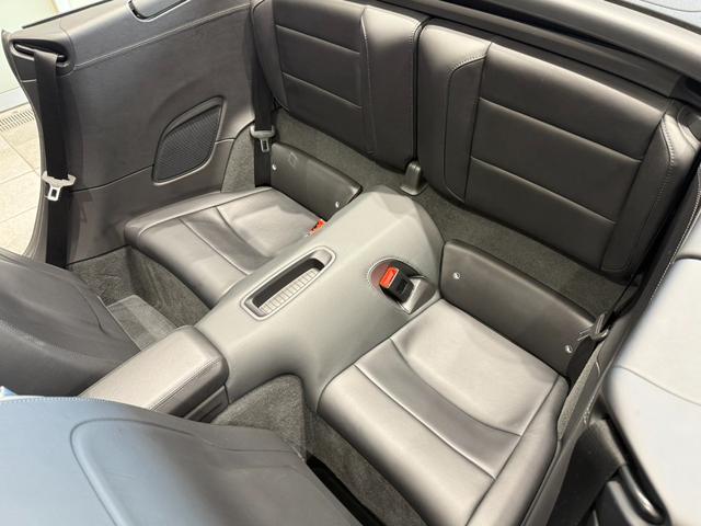 ９１１ ９１１ターボＳ　カブリオレ　スポーツクロノ　ディーラー車　黒幌フル電動　７速ＰＤＫ（9枚目）