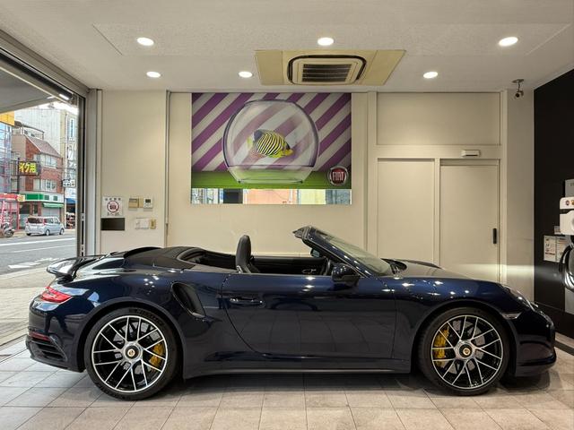 ９１１ ９１１ターボＳ　カブリオレ　スポーツクロノ　ディーラー車　黒幌フル電動　７速ＰＤＫ（20枚目）