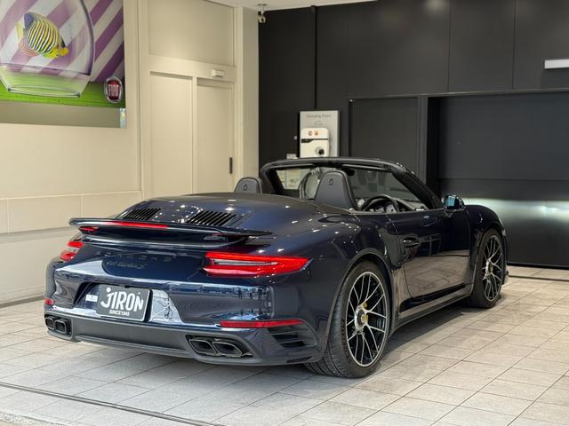 ９１１ ９１１ターボＳ　カブリオレ　スポーツクロノ　ディーラー車　黒幌フル電動　７速ＰＤＫ（29枚目）