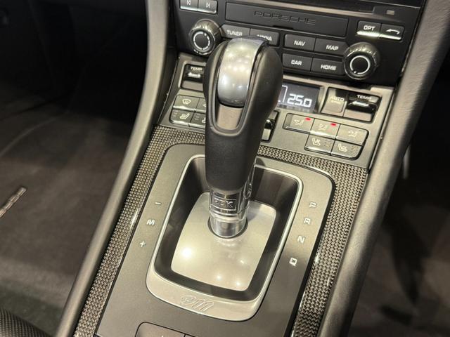 ９１１ ９１１ターボＳ　カブリオレ　スポーツクロノ　ディーラー車　黒幌フル電動　７速ＰＤＫ（38枚目）