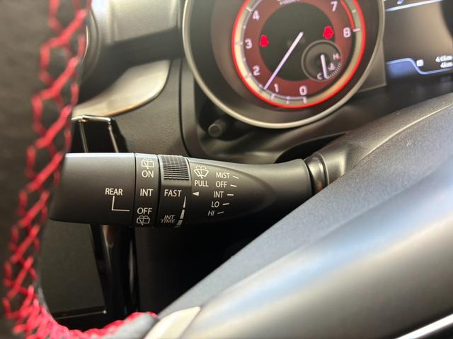 スイフトスポーツ ＺＣ３３Ｓ　ファイナルエディション　スズキセーフティーサポート搭載　誤発信抑制機能　後方誤発信抑制機能　後退時ブレーキサポート　全方位カメラ付き　ブラックホイール（38枚目）