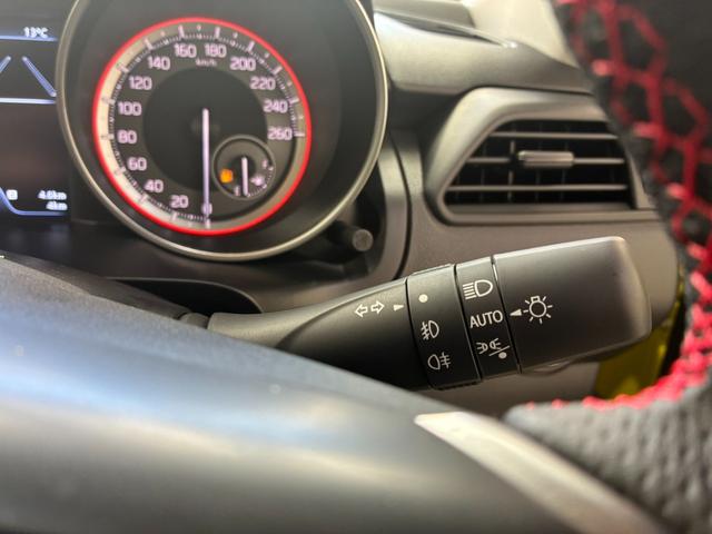 スイフトスポーツ ＺＣ３３Ｓ　ファイナルエディション　スズキセーフティーサポート搭載　誤発信抑制機能　後方誤発信抑制機能　後退時ブレーキサポート　全方位カメラ付き　ブラックホイール（39枚目）