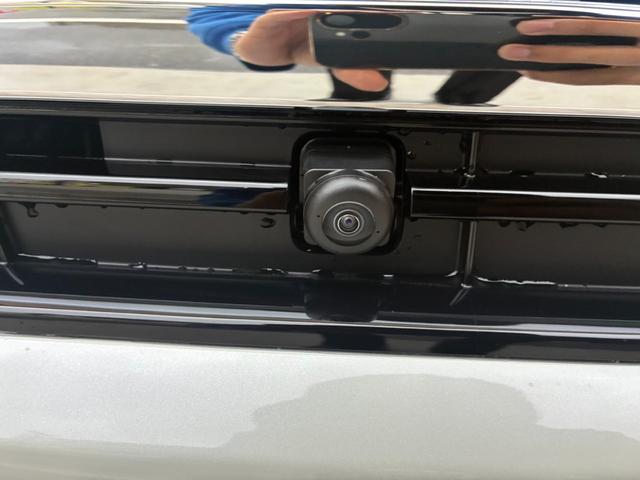 スペーシアカスタム ハイブリッドＸＳターボ　全方位モニター付き９インチメーカーナビ　スズキセーフティーサポート搭載　誤発信抑制機能　後方誤発信抑制機能　低速時ブレーキサポート　スリムサーキュレーター　オッドマン　両側電動パワースライドドア（17枚目）