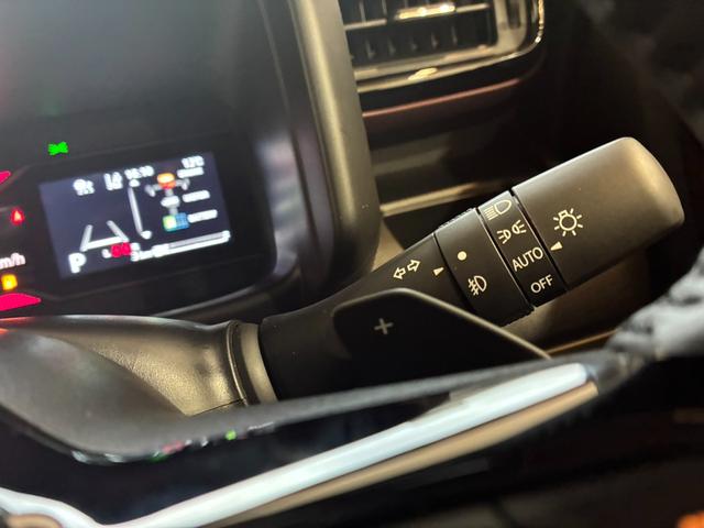 スペーシアカスタム ハイブリッドＸＳターボ　全方位モニター付き９インチメーカーナビ　スズキセーフティーサポート搭載　誤発信抑制機能　後方誤発信抑制機能　低速時ブレーキサポート　スリムサーキュレーター　オッドマン　両側電動パワースライドドア（43枚目）