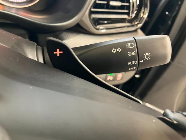 フロンクス ベースグレード　スズキセーフティーサポート　誤発信抑制機能　後方誤発信抑制機能　後退時ブレーキサポート　全方位カメラ付き　スズキコネクト対応車（42枚目）