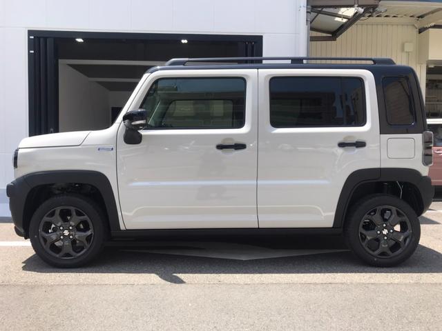 ハスラー タフワイルド　スズキセーフティーサポート搭載　誤発信抑制機能　後方誤発信抑制機能　リヤパーキングセンサー　車線逸脱抑制機能　シートヒーター　全方位モニター付き９インチメーカーナビ（50枚目）