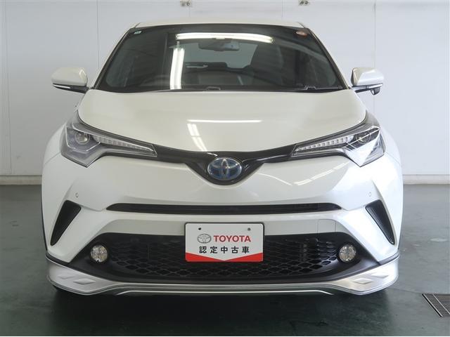 Ｃ－ＨＲ Ｇ　ハーフ革　ＴＳＳ　アイドルストップ　ＤＶＤ再生可　ＬＥＤヘッド　バックモニタ　ナビ＆ＴＶ　ＥＴＣ付　キーフリーシステム　スマキー　横滑り防止機能　クルーズＣ　エアバッグ　サイドカーテンエアバック（4枚目）