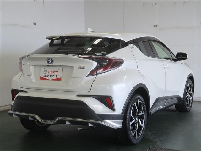 Ｃ－ＨＲ Ｇ　ハーフ革　ＴＳＳ　アイドルストップ　ＤＶＤ再生可　ＬＥＤヘッド　バックモニタ　ナビ＆ＴＶ　ＥＴＣ付　キーフリーシステム　スマキー　横滑り防止機能　クルーズＣ　エアバッグ　サイドカーテンエアバック（6枚目）