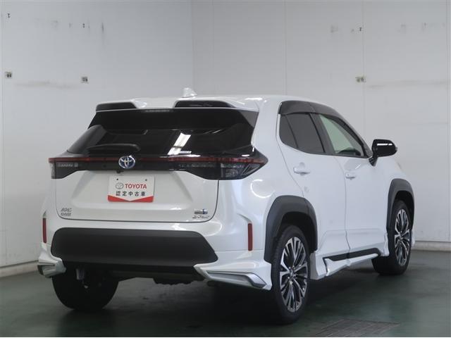 ヤリスクロス ハイブリッドZ クルーズC 横滑防止装置 リアカメラ ワンオーナー車 フルセグ地デジ LEDライト メモリーナビゲーション ナビ&TV 盗難防止装置 電動シート ドライブレコーダー AW キーレス DVD再生 ABS(6枚目)