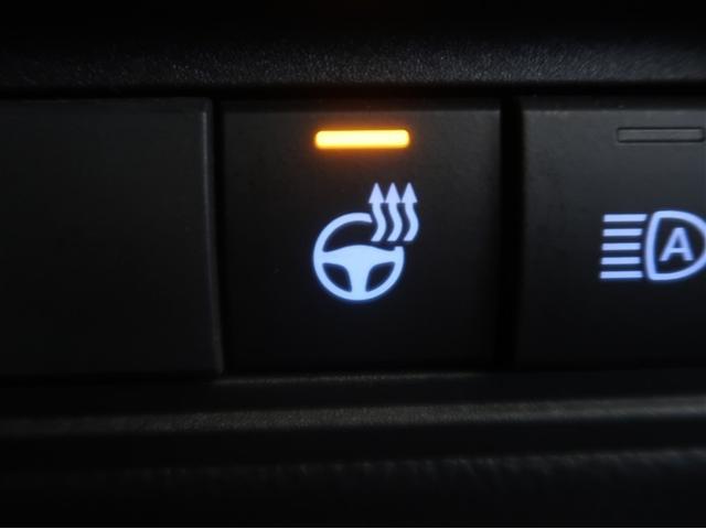 ヤリスクロス ハイブリッドZ クルーズC 横滑防止装置 リアカメラ ワンオーナー車 フルセグ地デジ LEDライト メモリーナビゲーション ナビ&TV 盗難防止装置 電動シート ドライブレコーダー AW キーレス DVD再生 ABS(19枚目)