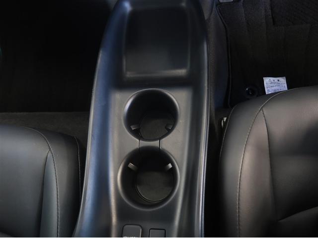 プリウス Ｓツーリングセレクション　フルオートエアコン　デュアルエアバック　バックモニタ－　ＡＷ　イモビ　ＥＳＣ　パワーウインド　スマキ－　ＥＴＣ車載器　サイドエアバック　ナビＴＶ　１オーナー　アイドリングストップ機能付　ＬＥＤヘッド（19枚目）