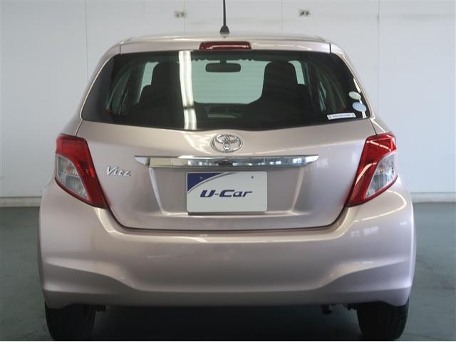 ヴィッツ F Mパッケージ ワイヤレスキー 助手席エアバッグ エアバック付き パワーウィンドウ ABS付き パワーステアリング エアコン AUX メモリーナビ ワンセグ 1オーナ(10枚目)