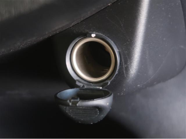 ヴィッツ F Mパッケージ ワイヤレスキー 助手席エアバッグ エアバック付き パワーウィンドウ ABS付き パワーステアリング エアコン AUX メモリーナビ ワンセグ 1オーナ(18枚目)