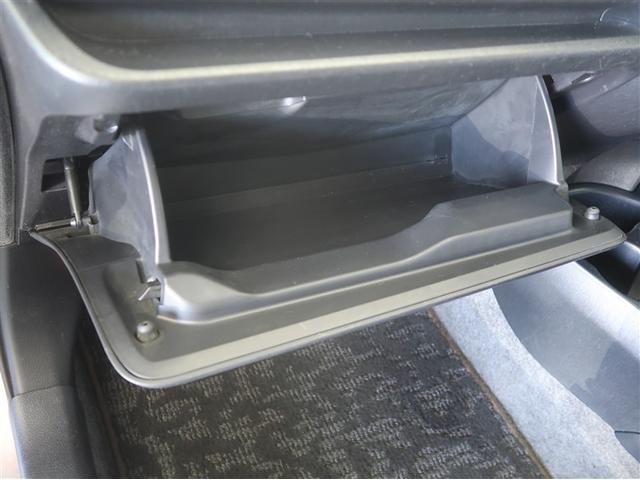 ヴィッツ F Mパッケージ ワイヤレスキー 助手席エアバッグ エアバック付き パワーウィンドウ ABS付き パワーステアリング エアコン AUX メモリーナビ ワンセグ 1オーナ(22枚目)