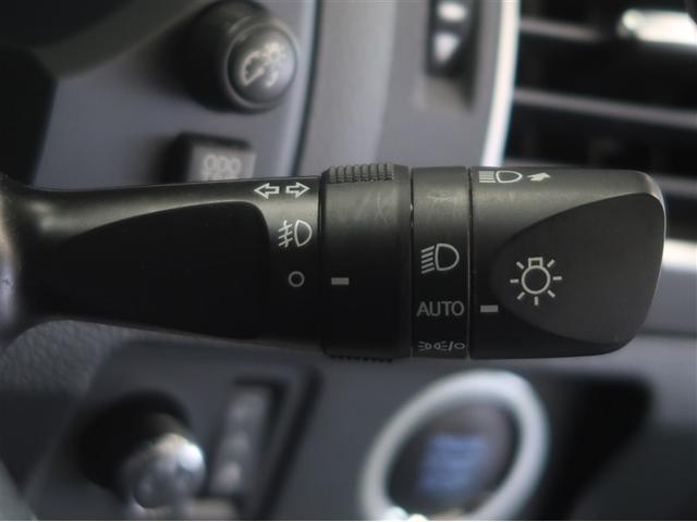 ランドクルーザープラド ＴＸ　Ｌパッケージ　７０ｔｈアニバーサリーリミテッド　本革　プリクラッシュセーフティシステム　フルセグテレビ　ＡＵＸ　ＥＴＣ付き　ナビ＆ＴＶ　三列シート　ＬＥＤランプ　アルミ　ＳＲＳ　横滑り防止　ＡＢＳ　キーレス　クルーズコントロール　電動シート（23枚目）