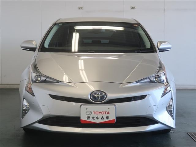 プリウス Ｓセーフティプラス　衝突回避システム　Ｂモニター　ドラレコ付き　ＬＥＤライト　クルコン　ＥＴＣ装備　スマートＫＥＹ　ナビＴＶ　イモビライザー　横滑り防止機能　ＰＷ　カーテンエアバッグ　キーレスエントリー　オ－トエアコン（6枚目）