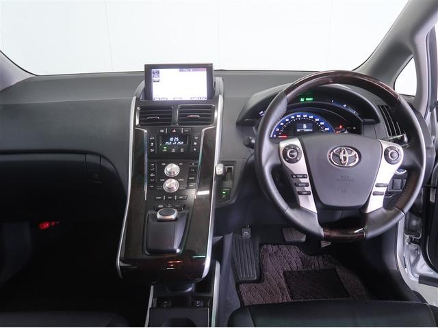 �X�^�C���b�V���ȃf�U�C���̃C���p�l�B�e����X�C�b�`�͎g���Ղ��ʒu�ɔz�u����Ă܂��B