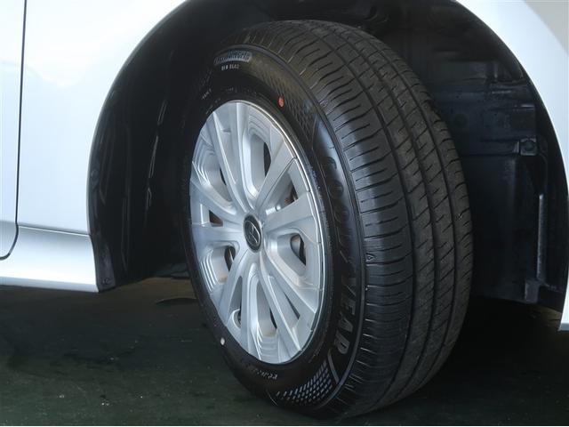 プリウス Ｓ　ＤＶＤ再生機能　アイスト　ＥＳＣ　スマートキ－　地デジ　メモリーナビゲーション　ＬＥＤヘッドライト　ＥＴＣ車載器　フルオートエアコン　クルーズコントロール　エアバッグ　イモビ　パワーウインドウ　ＰＳ（35枚目）