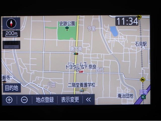 ヤリス Ｘ　ＰＣＳ　スマートキーシステム　横滑り防止装置付き　ワイヤレスキー　バックガイドモニター　盗難防止　サイドエアバック　エアコン　Ｗエアバッグ　パワーウインドウ　パワステ　運転席エアバッグ　ナビ　ＡＢＳ（11枚目）