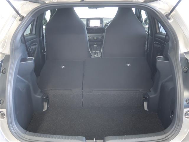 ヤリス Ｘ　ＰＣＳ　スマートキーシステム　横滑り防止装置付き　ワイヤレスキー　バックガイドモニター　盗難防止　サイドエアバック　エアコン　Ｗエアバッグ　パワーウインドウ　パワステ　運転席エアバッグ　ナビ　ＡＢＳ（32枚目）