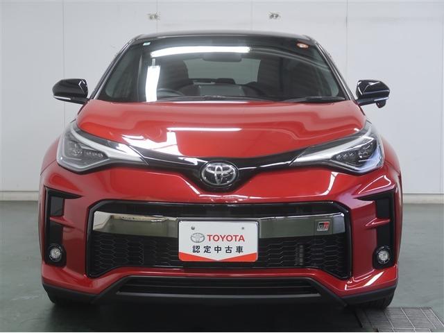 �A�E�g�h�A�͖ܘ_�̂��ƃt�H�[�}���ȏꏊ�ł���a�������g���邨�Ԃł���