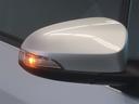 Ｆ　セキュリティ　アイドリングストップ車　パワーウィンドウ　エアバック　Ｗエアバック　ＬＥＤヘッドライト　エアコン　横滑り防止装置　スマートキー　キーレスキー　フルセグ　パワステ　ＤＶＤ再生　ナビ・ＴＶ（27枚目）